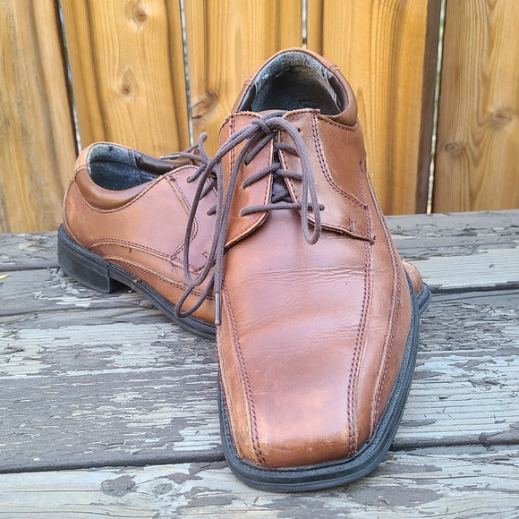 Dockers Brown Derby Brogue Cap Toe Oxford Shoe | 9 - Picture 10 of 13